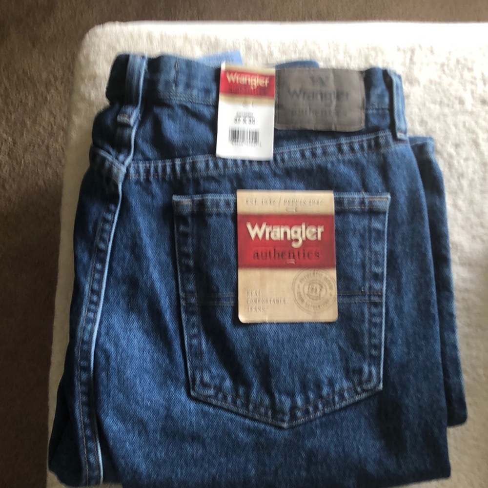 Wrangler Mens Authentic Jeans 37-30